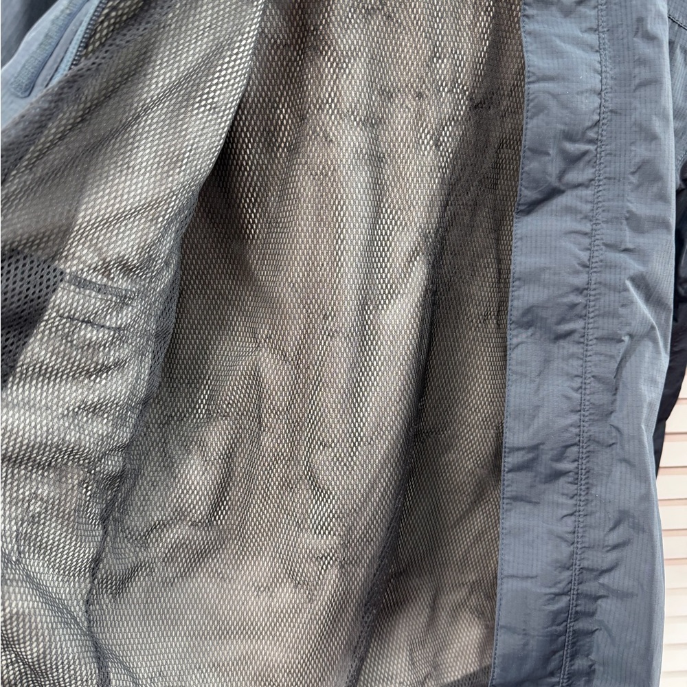 The North Face boys size M hyvent Hooded grey  Rain Jacket - Picture 6 of 9